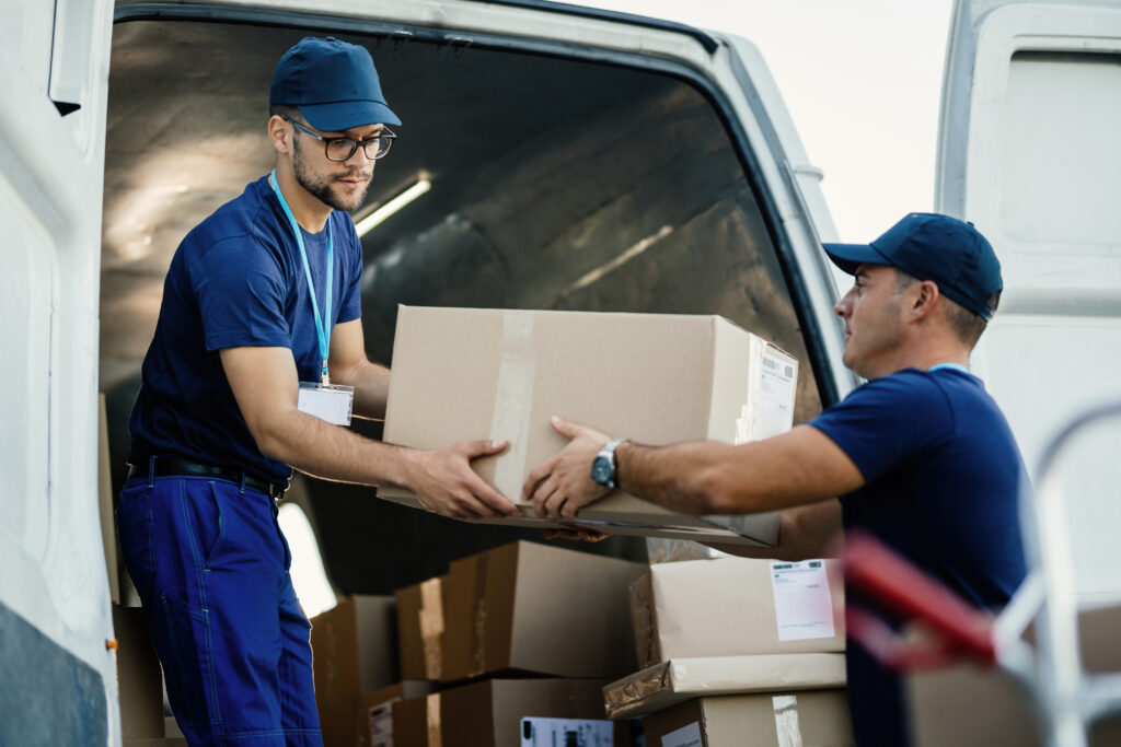 repartidores-de-cajas-de-mudanza
